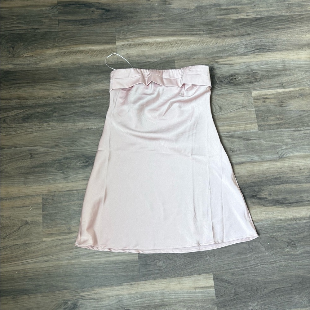 Elegant Pink Strapless Dress